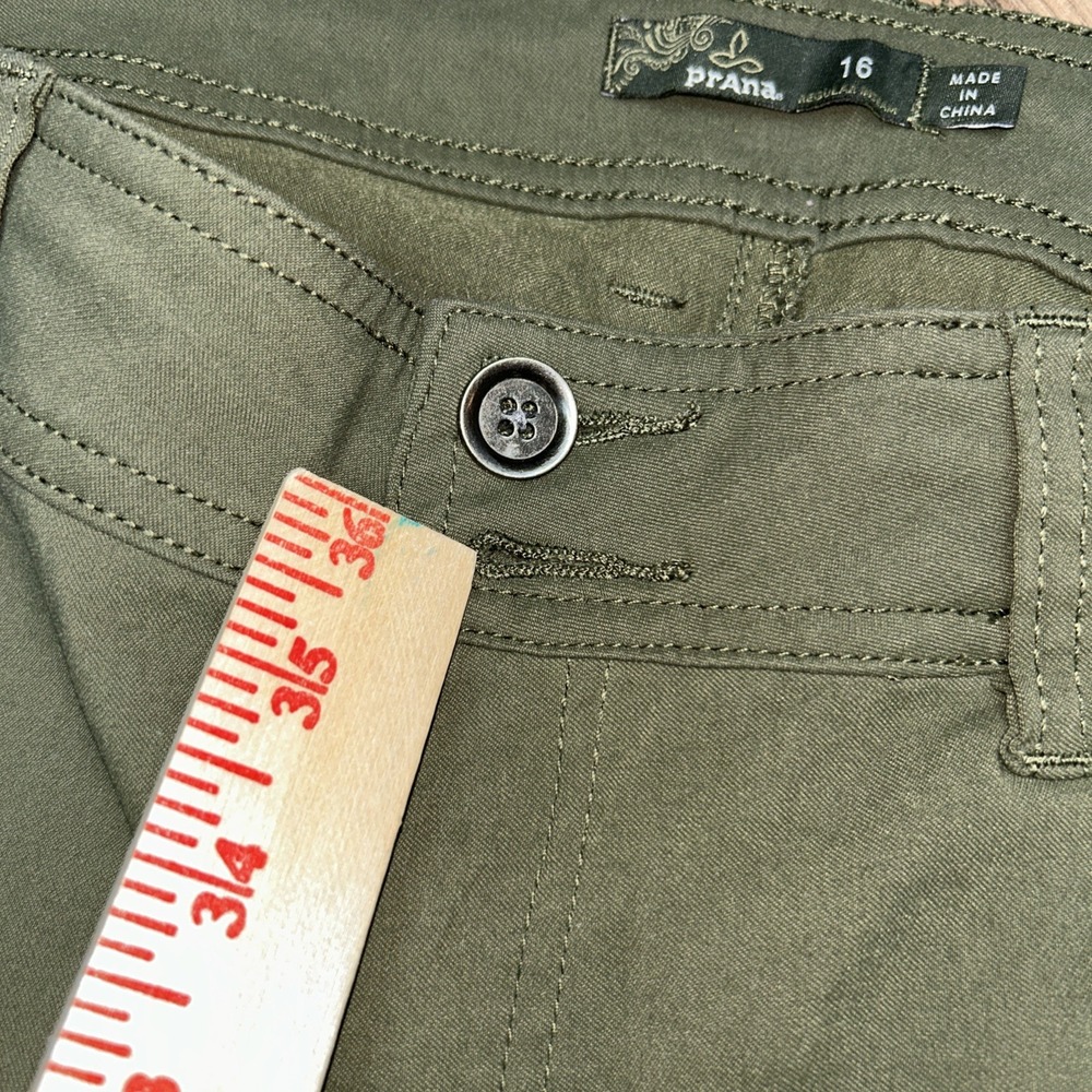 Prana Sage Green Wide Leg Convertible Outdoor Hiking Pants Size 16 Gorpcore - Picture 8 of 8
